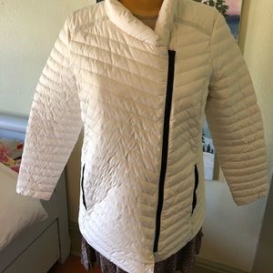 Athleta winter jacket. Almost New.